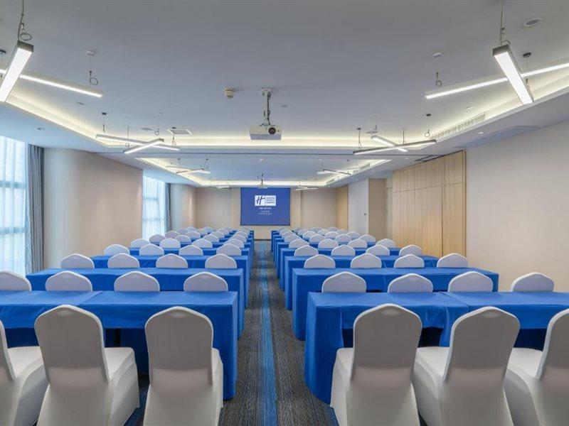 Holiday Inn Express Changsha Shifu By Ihg מראה חיצוני תמונה