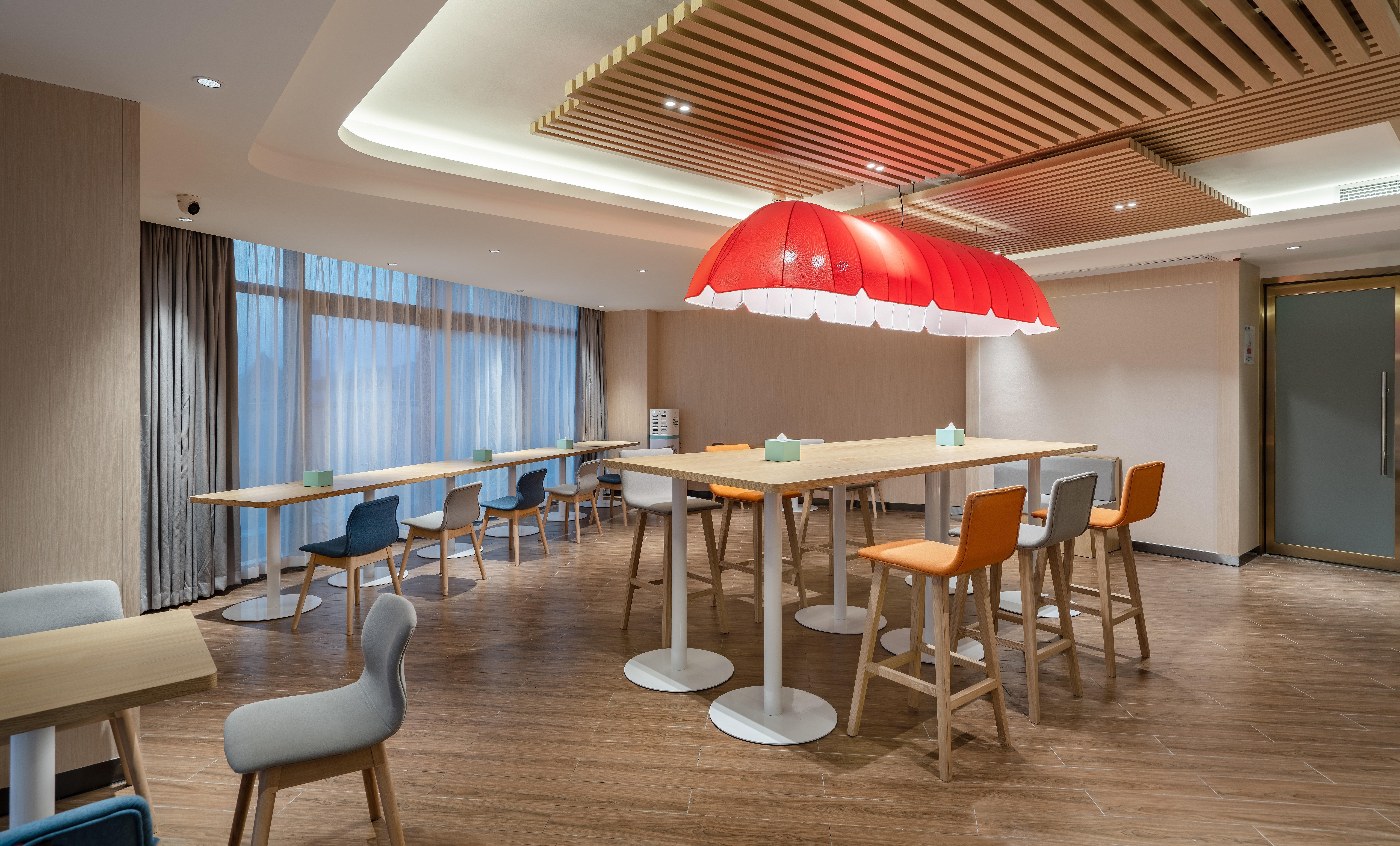 Holiday Inn Express Changsha Shifu By Ihg מראה חיצוני תמונה